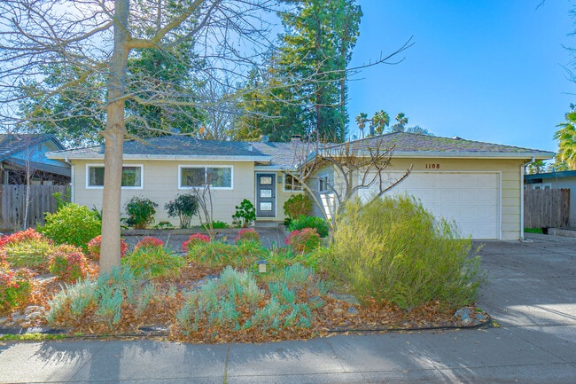 1108 Alice St in Davis, CA - Building Photo - Building Photo