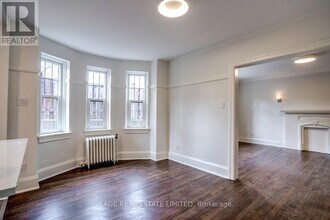 48 Lawton Blvd in Toronto, ON - Building Photo - Building Photo