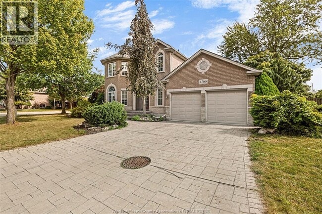 4700 Wembley Ct in Windsor, ON - Building Photo - Building Photo