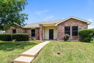 2327 Graystone Dr in Rockwall, TX - Building Photo - Building Photo