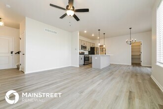 27300 Sycamore in Lake Lotawana, MO - Building Photo - Building Photo