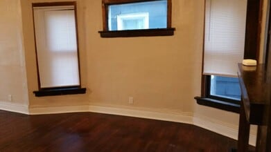 1901 Seneca St, Unit 1 in Buffalo, NY - Foto de edificio - Building Photo