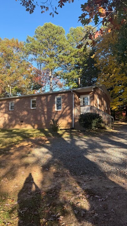 255 16th Street Pl SE, Unit Hickory Duplex 255 in Hickory, NC - Foto de edificio