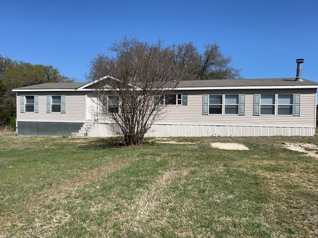property at 559 Shady Loop