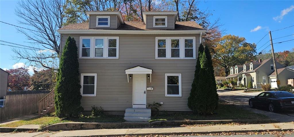 22 Agnes St in West Warwick, RI - Building Photo