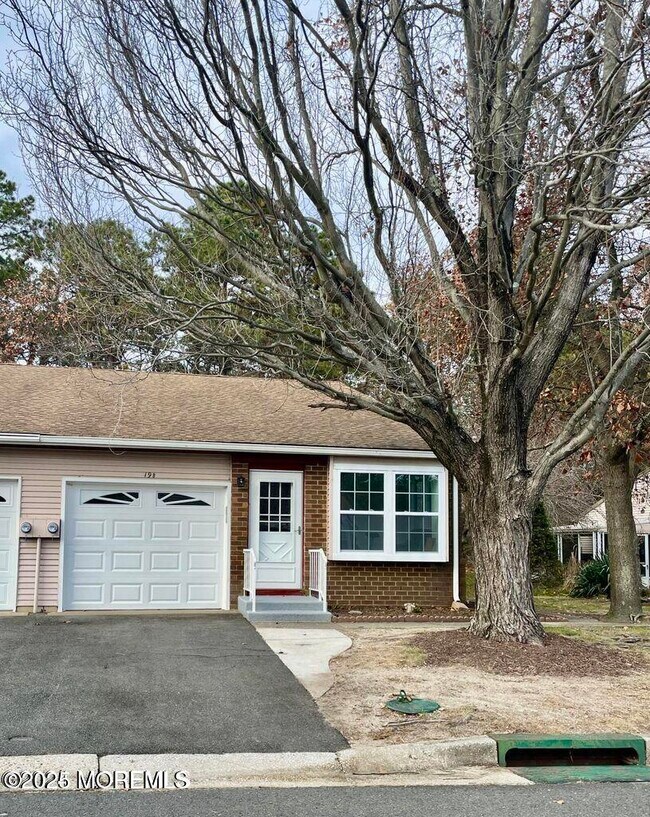 19B Maplewood Dr in Manchester Township, NJ - Building Photo - Building Photo