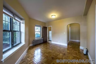 2 Elmwood Ave, Unit 23 in Winchester, MA - Building Photo - Building Photo