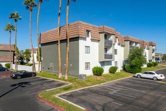 Bellridge Apartments in Phoenix, AZ - Building Photo - Primary Photo