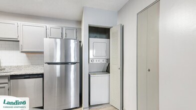 6200 Rime Village Dr NW in Huntsville, AL - Building Photo - Building Photo