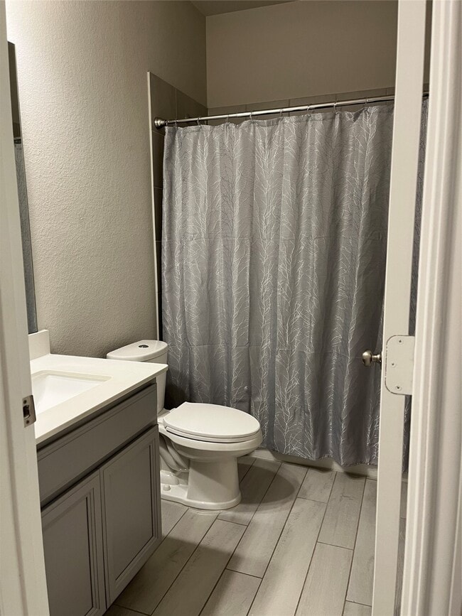 property at 1214 Oak Barrel Run