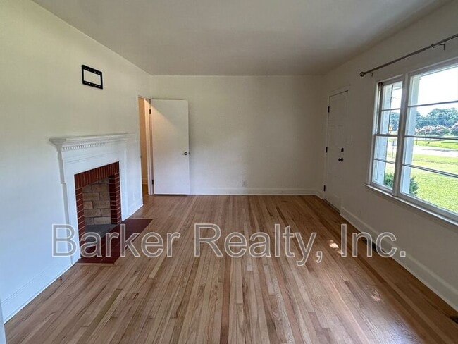 5726 Fayetteville Rd in Raleigh, NC - Building Photo - Building Photo