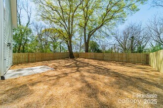 574 Reid St in Belmont, NC - Building Photo - Building Photo