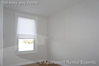 160 Broadway in Somerville, MA - Building Photo - Building Photo