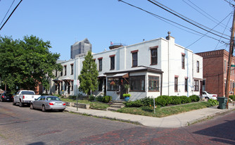 110-120 E Blenkner St in Columbus, OH - Building Photo