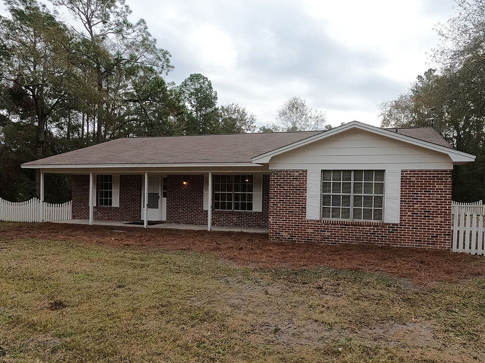 6973 Tom Roberts Rd in Tallahassee, FL - Building Photo