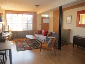 18 8th St NE, Unit Capitol Hill Basement Apt in Washington, DC - Building Photo