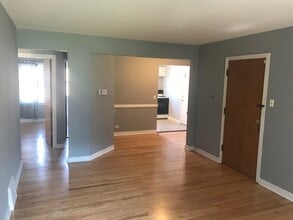 10518 S Artesian Ave in Chicago, IL - Building Photo - Building Photo