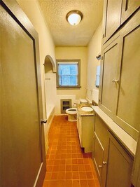 2404 Wentworth St photo'