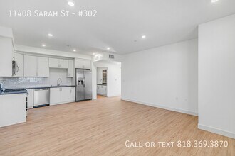 11408 Sarah St in Los Angeles, CA - Building Photo - Building Photo