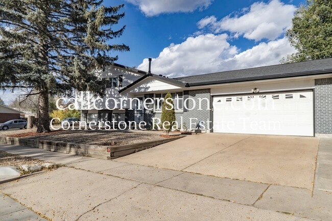 1320 Verde Dr in Colorado Springs, CO - Building Photo - Building Photo