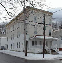 1642-1646 Carrie St in Schenectady, NY - Foto de edificio - Building Photo