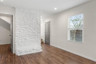 7305 Grand Canyon Dr in Austin, TX - Building Photo - Building Photo