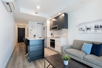 237 Rue Lucien-L'Allier, Unit SI ID1261824P in Montréal, QC - Building Photo - Building Photo