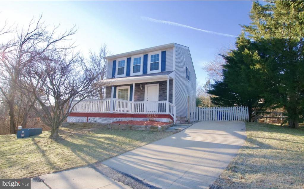 7908 Well Water Way in Elkridge, MD - Building Photo
