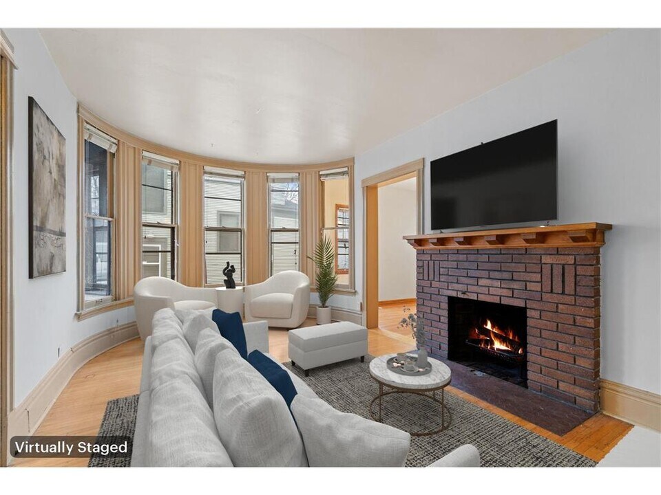 2744 Fremont Ave S in Minneapolis, MN - Building Photo
