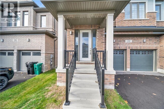 22 Rustic Oak Trl in North Dumfries, ON - Building Photo - Building Photo