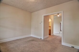 175 S Roland St in Pottstown, PA - Building Photo - Building Photo
