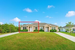 10195 Burlington Ave in Englewood, FL - Building Photo