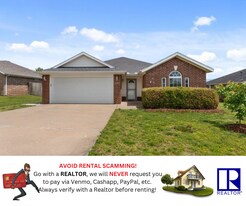 440 Brookfield Dr in Centerton, AR - Building Photo