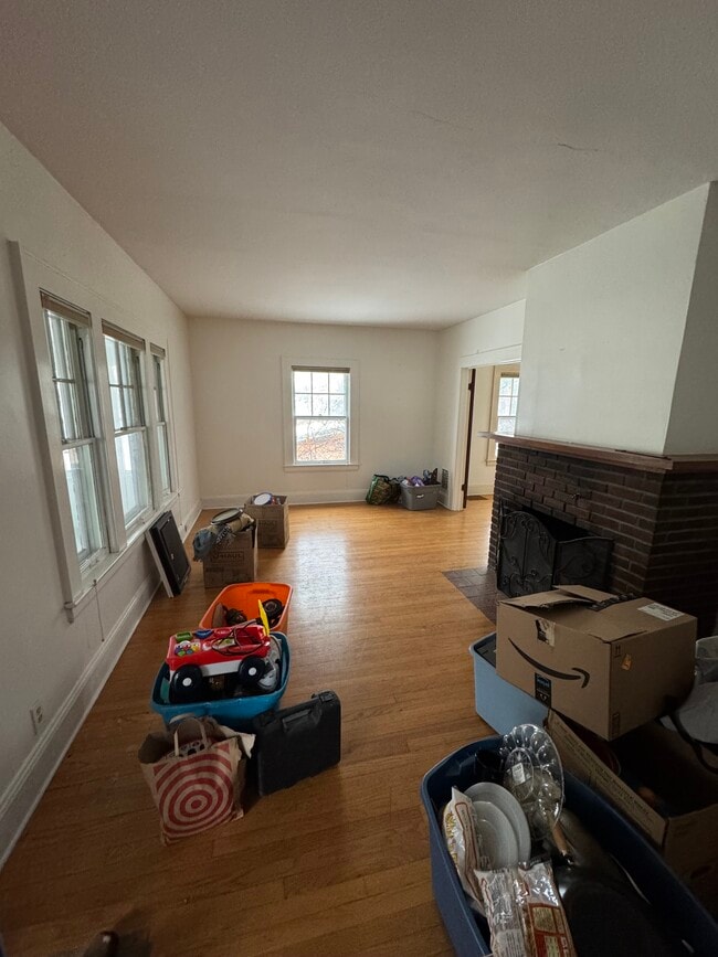 212 Willis Ave in Syracuse, NY - Foto de edificio - Building Photo