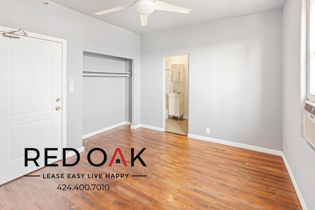 property at 2731 Beverly Blvd