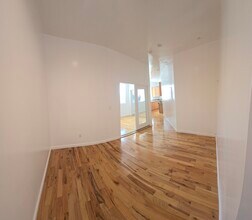 4431 S Centinela Ave, Unit 5 in Los Angeles, CA - Foto de edificio - Building Photo