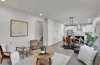 273 S Legacy Ridge Dr in Liberty Lake, WA - Foto de edificio - Building Photo