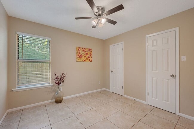 2007 Wilderland Cir in Bryan, TX - Building Photo - Building Photo