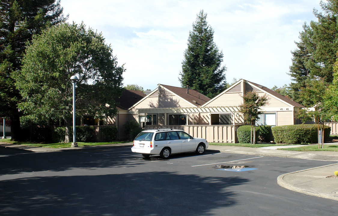 Vigil Light Apartments in Santa Rosa, CA - Building Photo