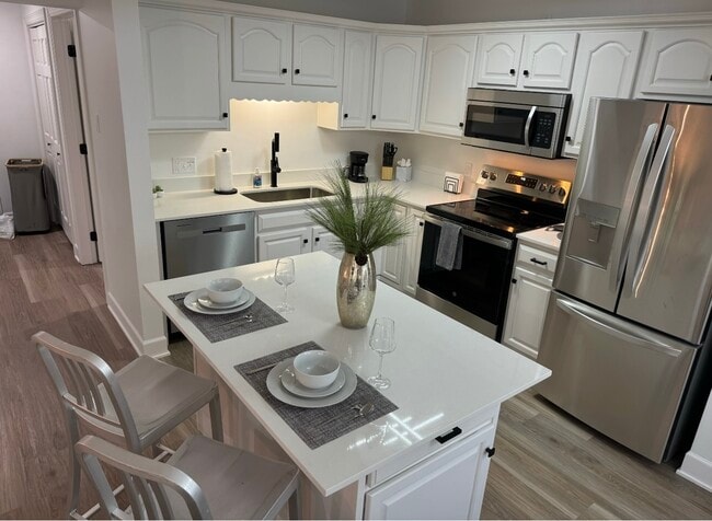 property at 209 W Jefferson St