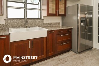 7215 Mimosa Grove Pl in Jacksonville, FL - Building Photo - Building Photo