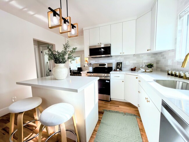 2754 S 300 E in South Salt Lake, UT - Building Photo - Building Photo