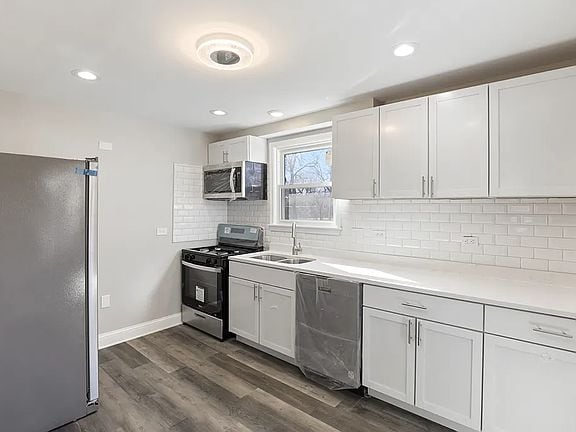 7 Division St in Oak Park, IL - Building Photo - Building Photo