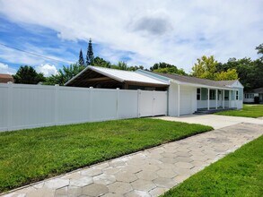 301 44th St N in St. Petersburg, FL - Building Photo - Building Photo
