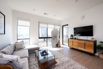 Industry Indianapolis in Indianapolis, IN - Foto de edificio - Interior Photo