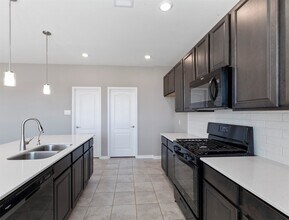 5712 Bluebonnet Ln in Rosenberg, TX - Building Photo - Building Photo