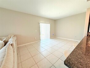 10330 Blue Plume Ct in Riverview, FL - Building Photo - Building Photo