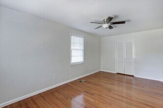 1203 E 57th St in Savannah, GA - Building Photo - Building Photo