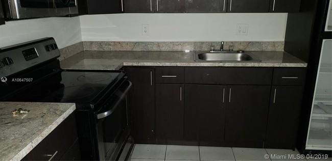 1201 SW 50th Ave-Unit -104-4 in North Lauderdale, FL - Building Photo - Building Photo