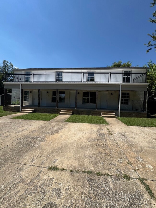 514 N Ash Ave, Unit 514